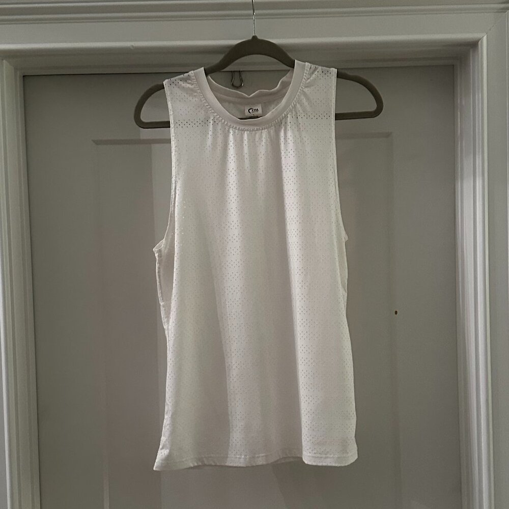 Zyia Active Muscle Tank with Pin Dots | White | Size L